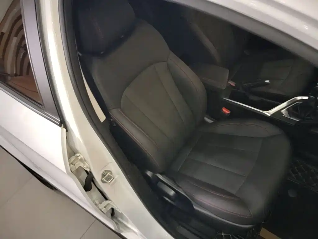 Geely Vision X3 — миниатюра 25