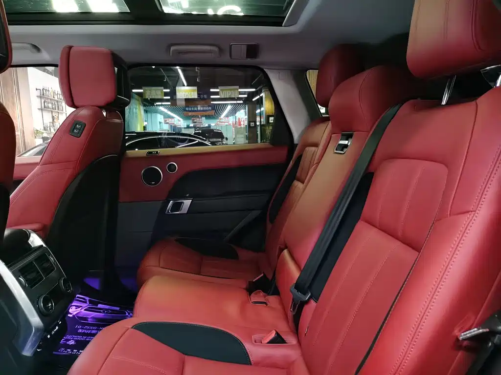 Land Rover Range Rover Sport 2020 3.0 L6 HSE DYNAMIC