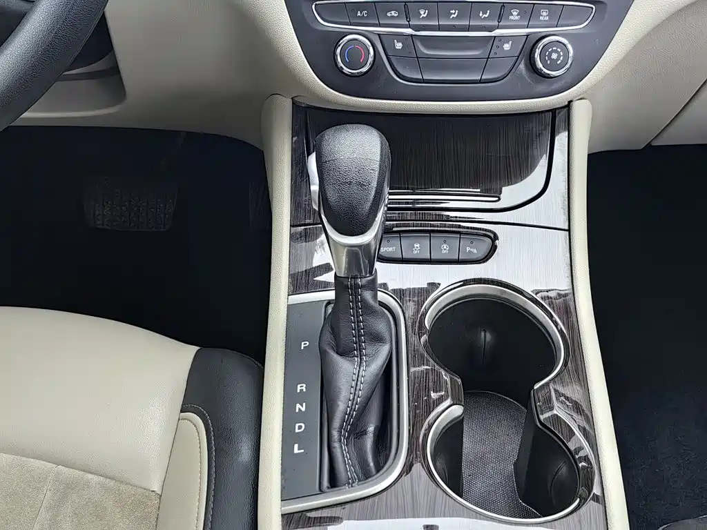 Buick Verano — миниатюра 13
