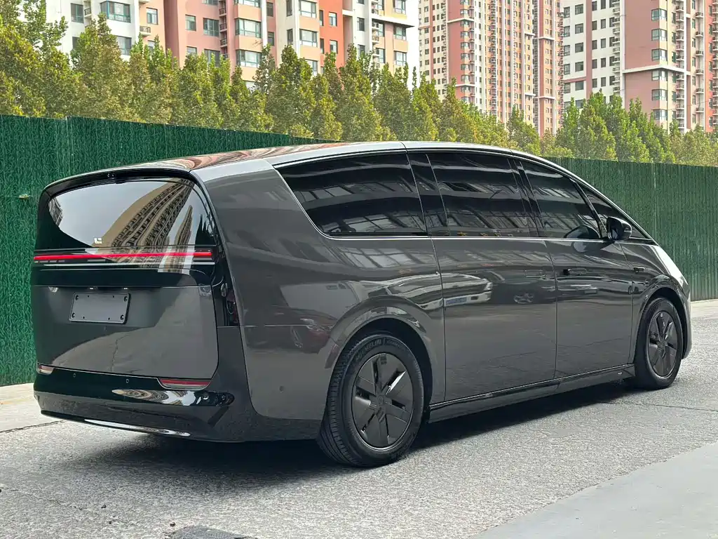 Li Auto Li MEGA — миниатюра 4