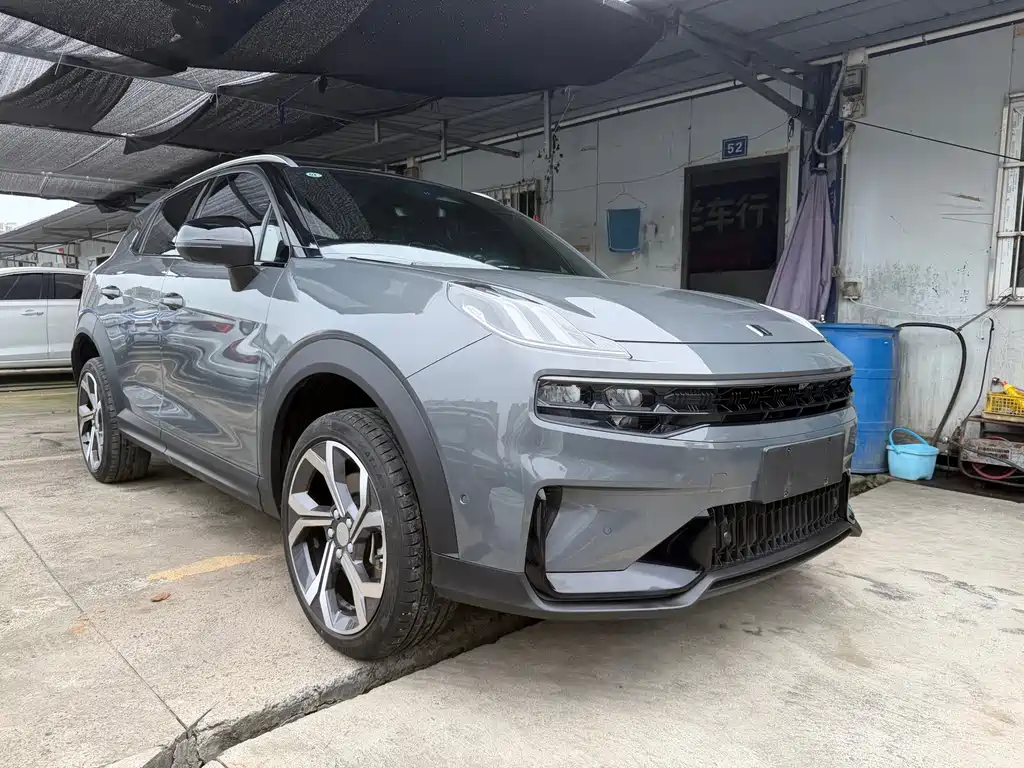 Lynk & Co 06 — миниатюра 5