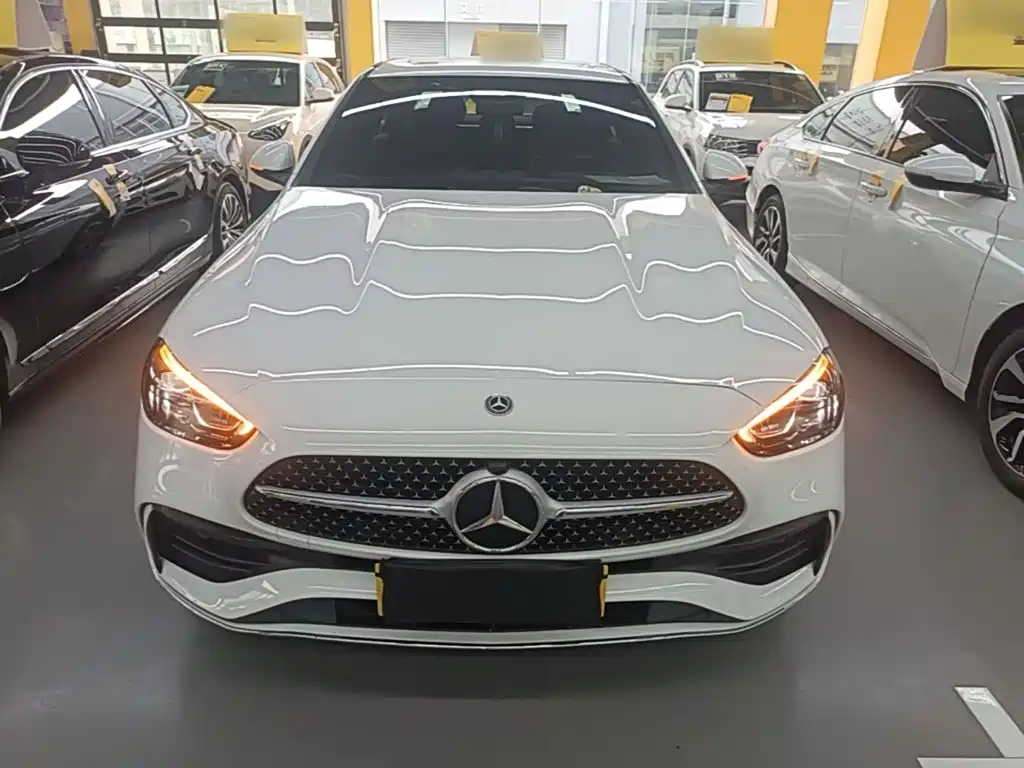 Mercedes-Benz C-Class — миниатюра 3