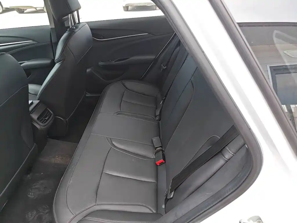 Buick Excelle — миниатюра 17
