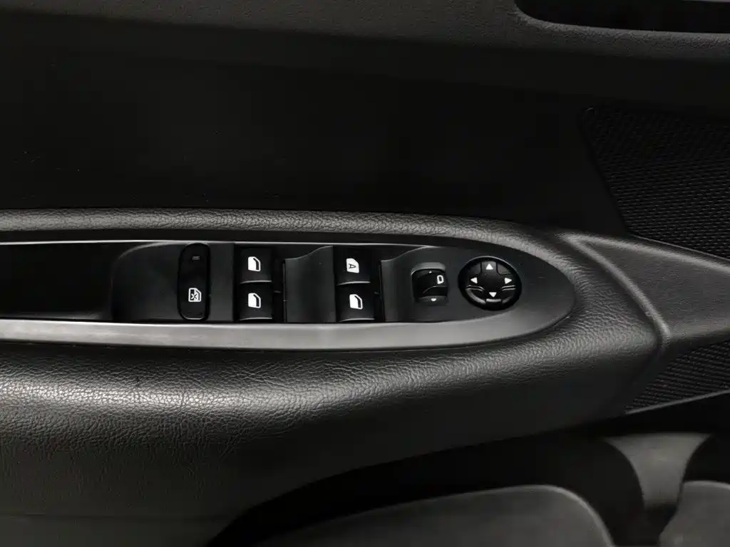 Citroen C4 — миниатюра 9