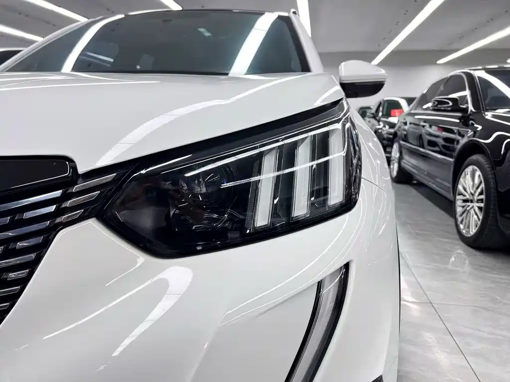 Peugeot 2008 — миниатюра 24