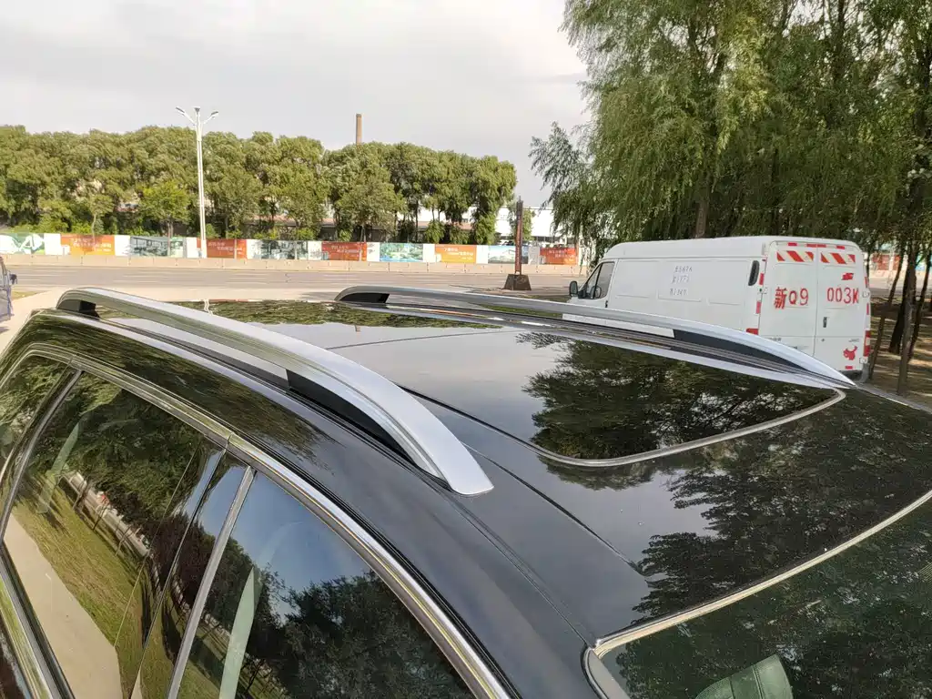 Ford Edge — миниатюра 14