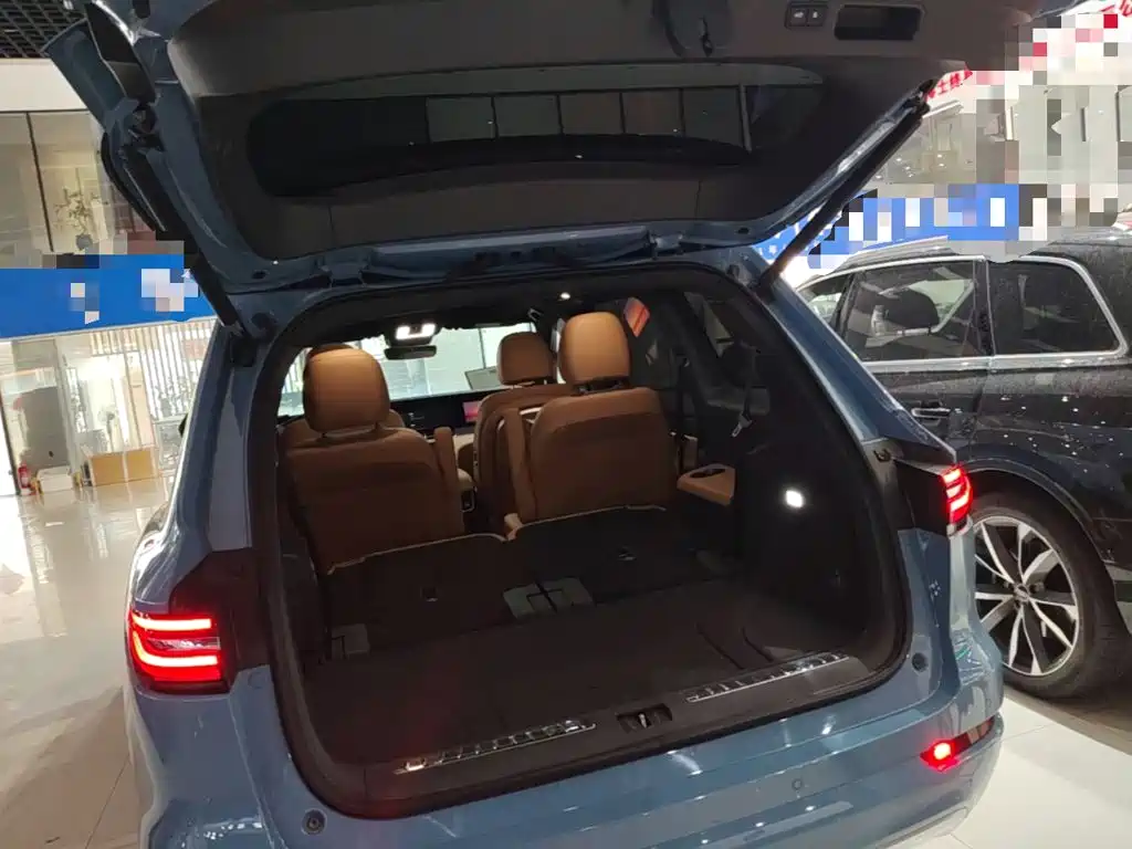 Li Auto Li ONE — миниатюра 19
