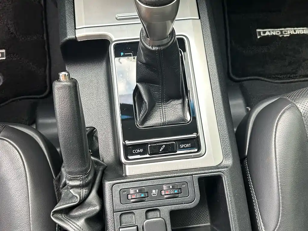Toyota Prado — миниатюра 24