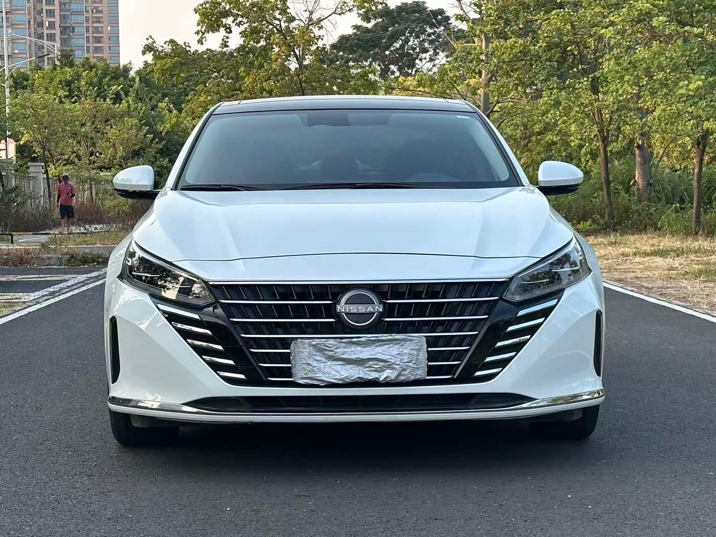 Nissan Teana 2.0 л 2024 г. Белый, пробег 30000 км
