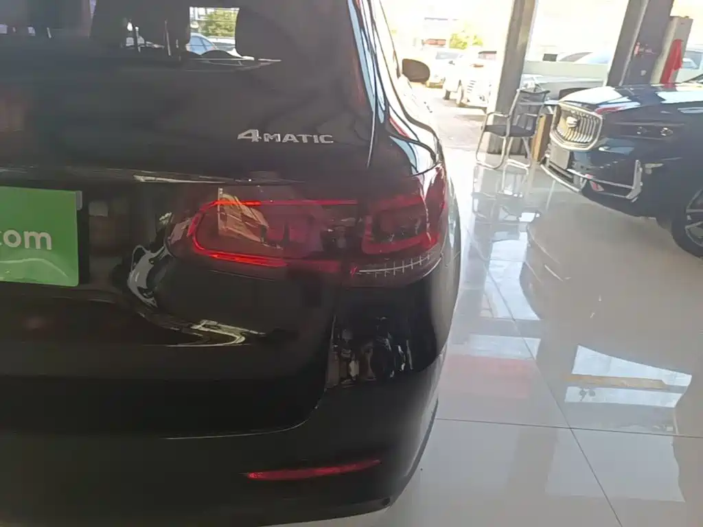 Mercedes-Benz GLC — миниатюра 8