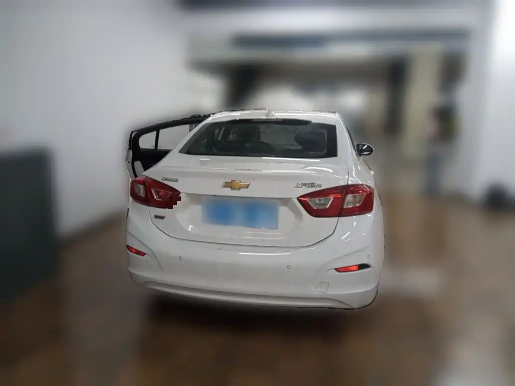 Chevrolet Cruze — миниатюра 4
