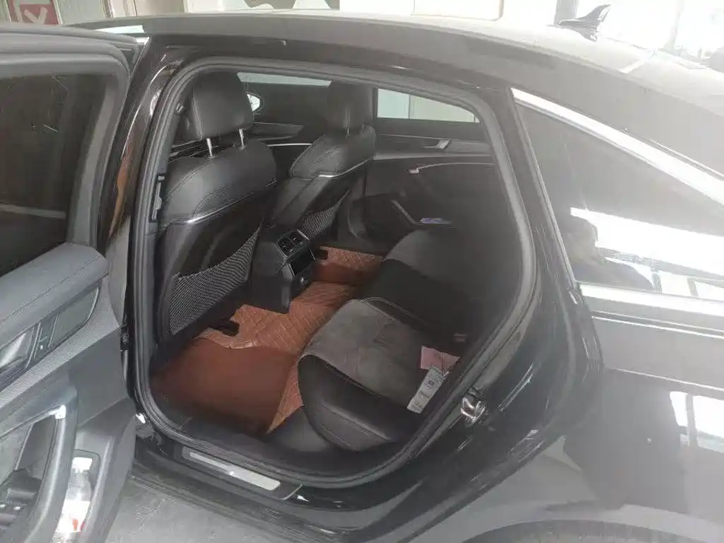 Audi A6L — миниатюра 8