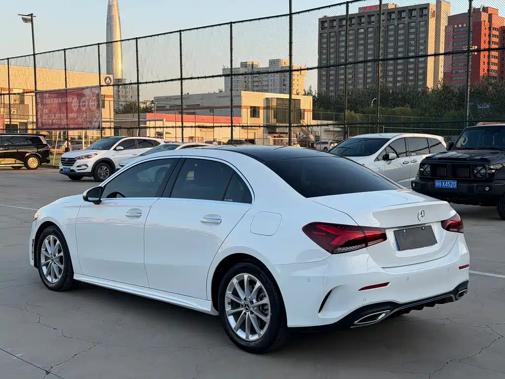 Mercedes-Benz A-Class — миниатюра 4