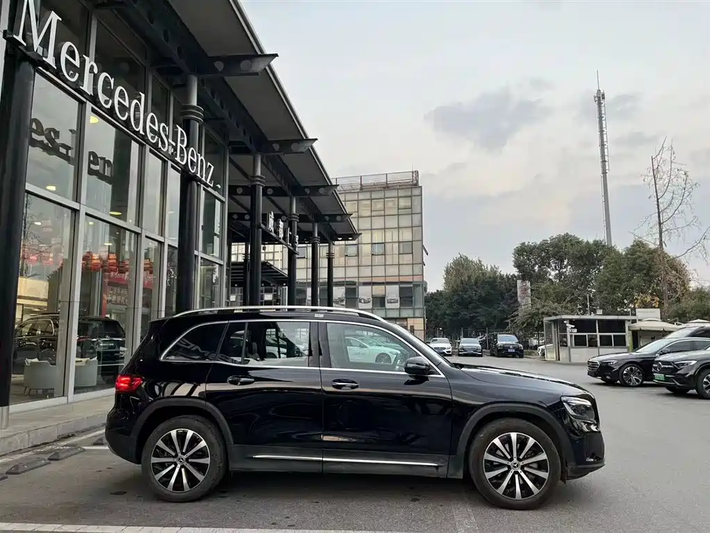 Mercedes-Benz GLB 2024 GLB 220 Fashion