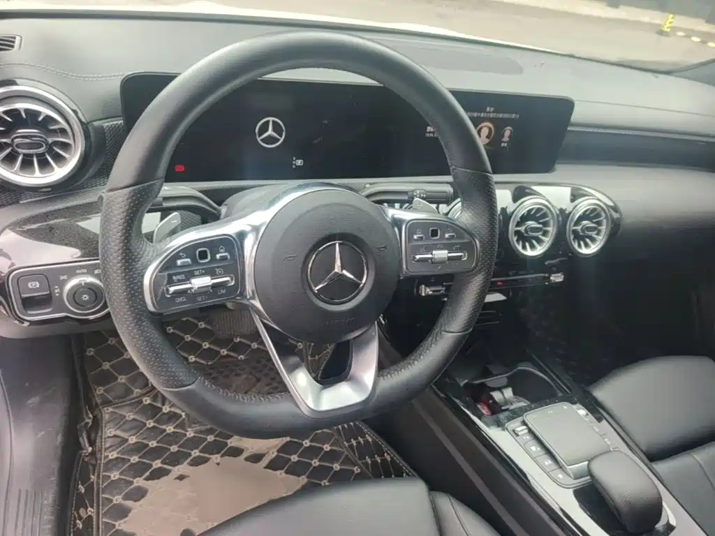 Mercedes-Benz A-Class — миниатюра 15