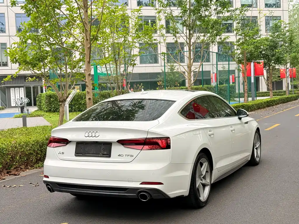 Audi A5 (Import) — миниатюра 3