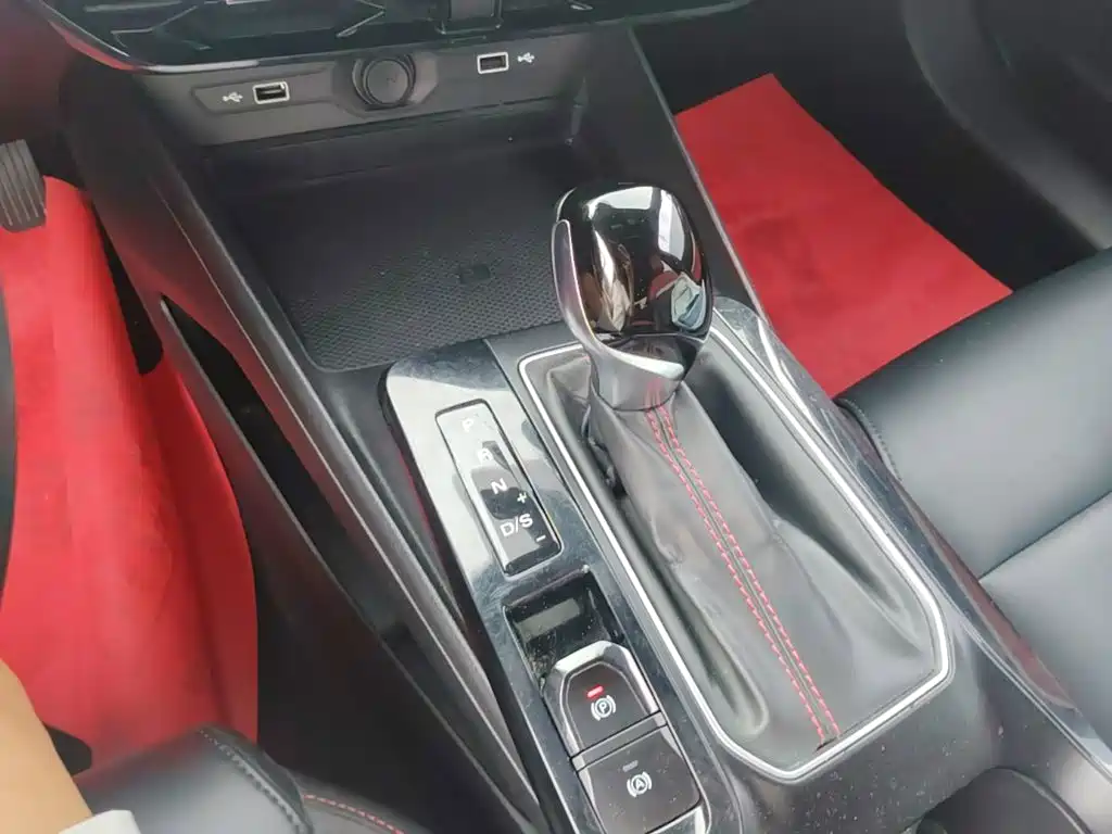 MG MG5 — миниатюра 14