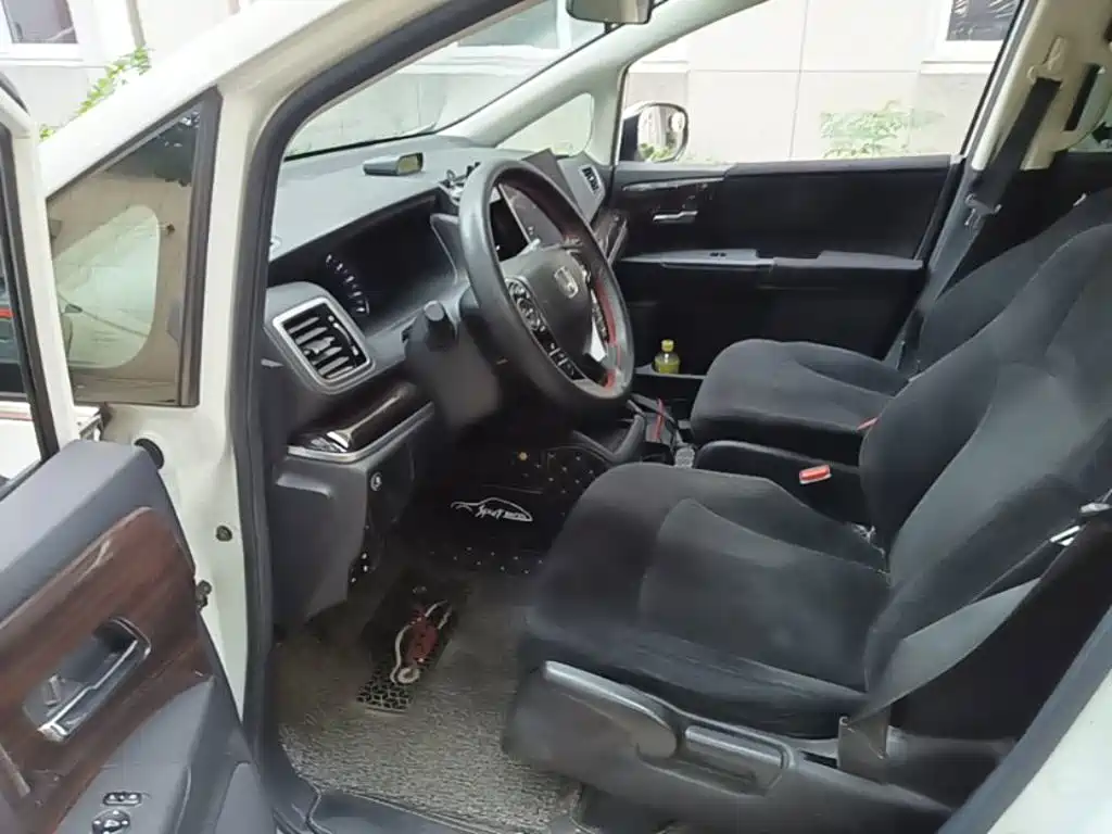 Honda Odyssey — миниатюра 16