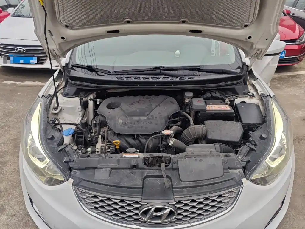 Hyundai Elantra Langdong — миниатюра 20