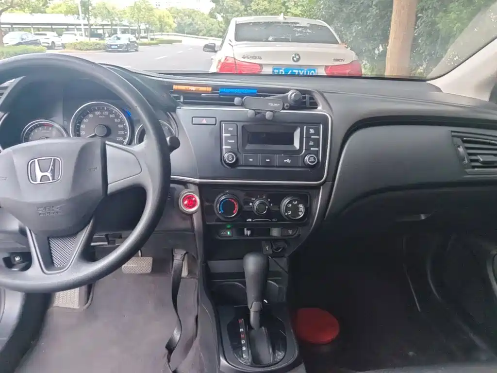 Honda City — миниатюра 13