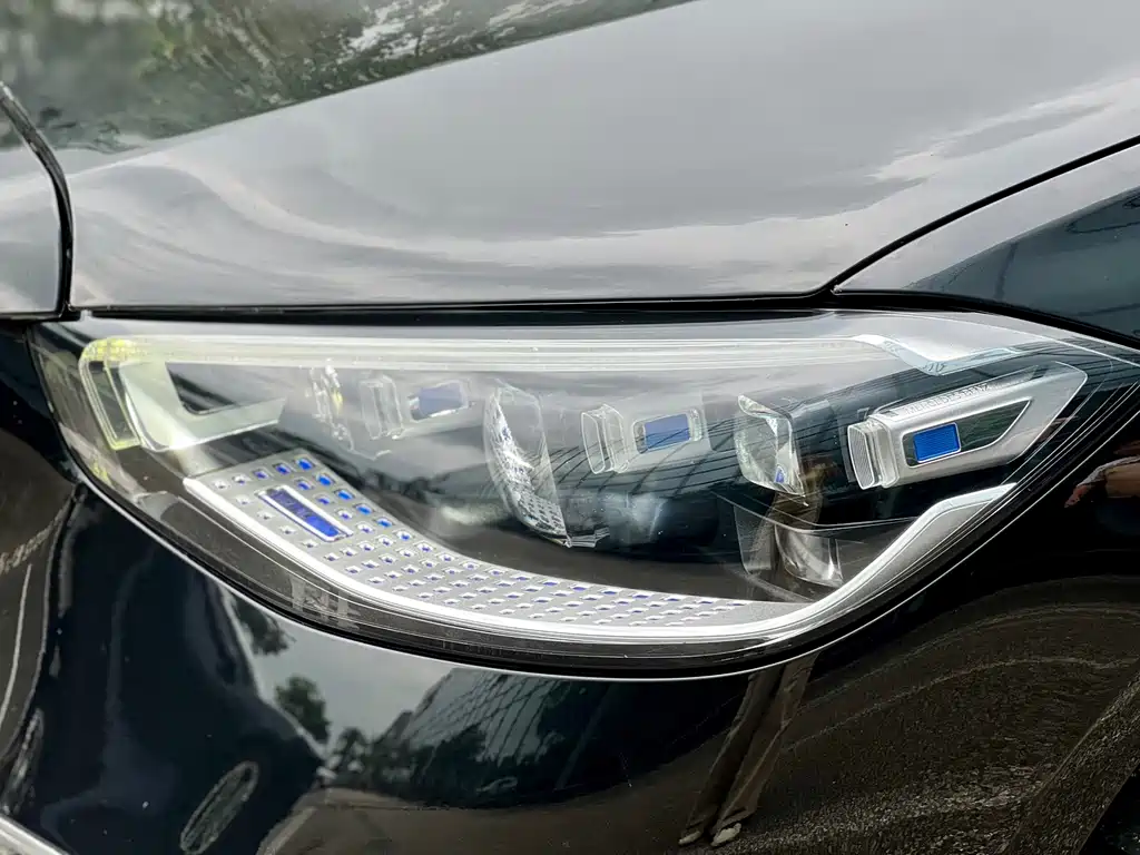 Mercedes-Benz S-Class — миниатюра 16