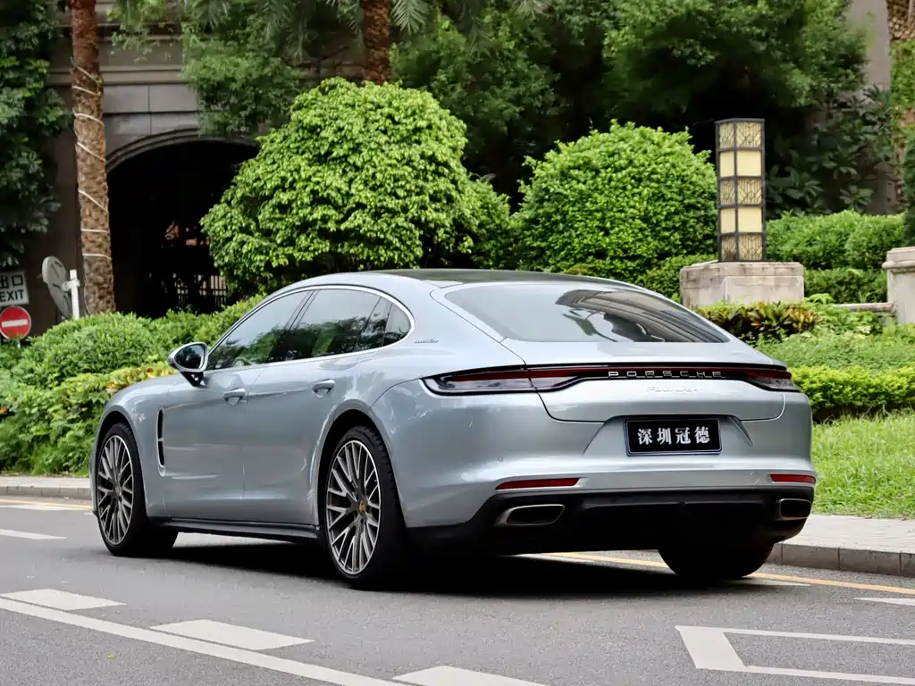 Porsche Panamera — миниатюра 6