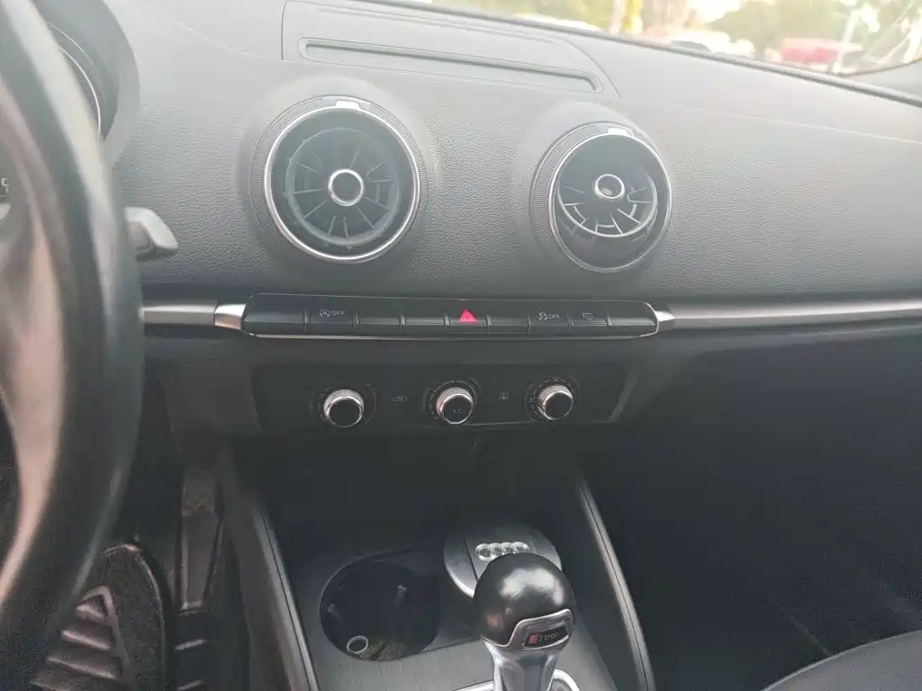 Audi A3 — миниатюра 9