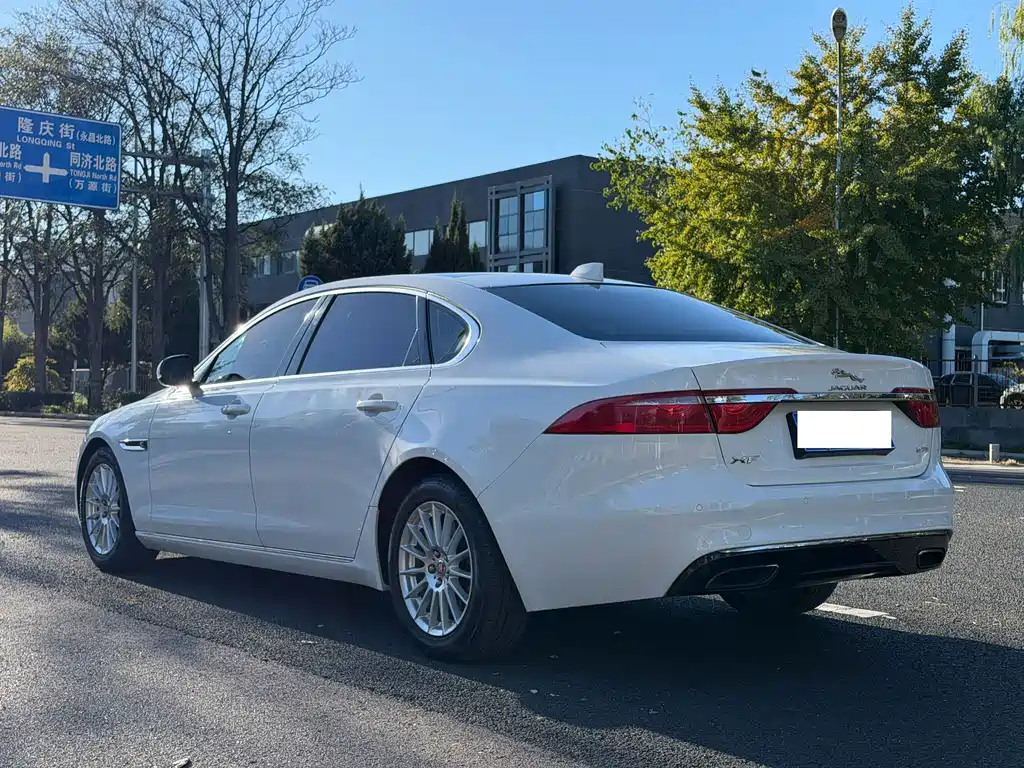Jaguar XFL — миниатюра 21
