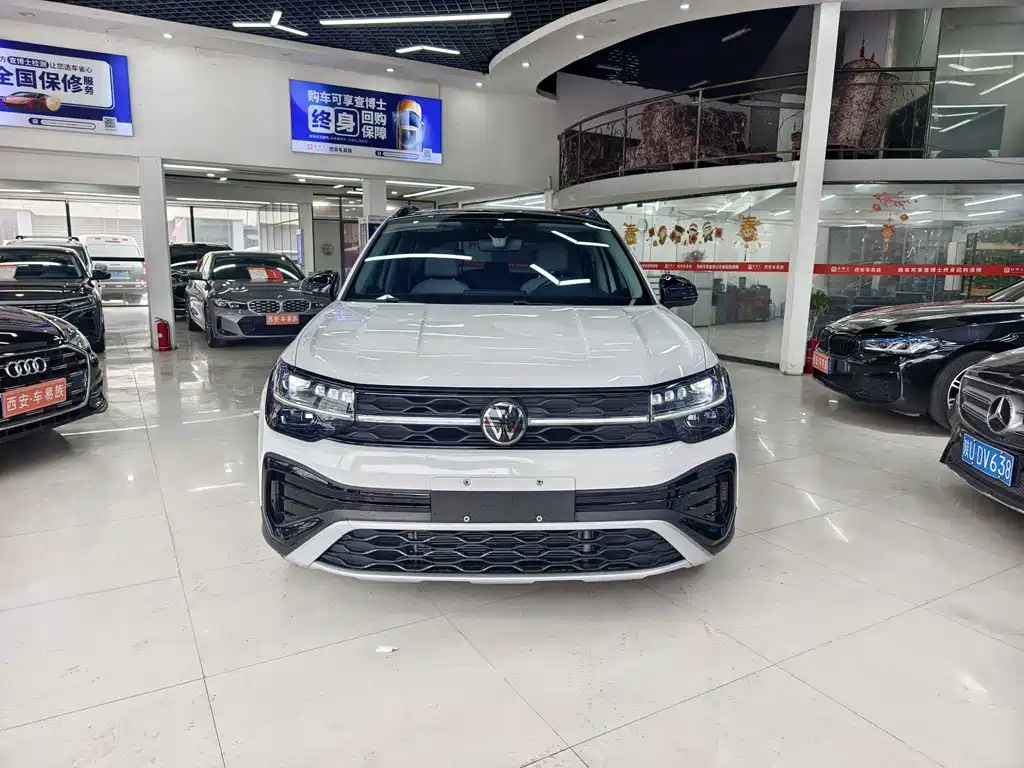 Volkswagen Tharu — миниатюра 3