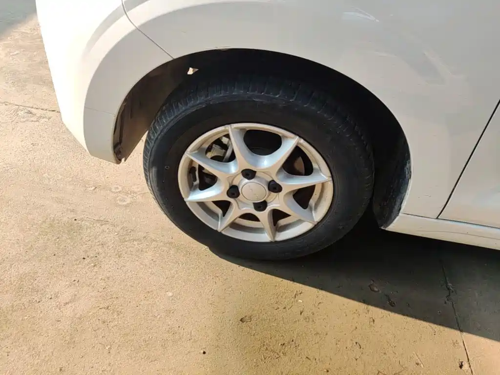 Roewe Clever — миниатюра 23