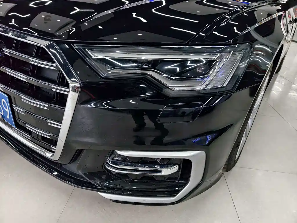 Audi A6L — миниатюра 12