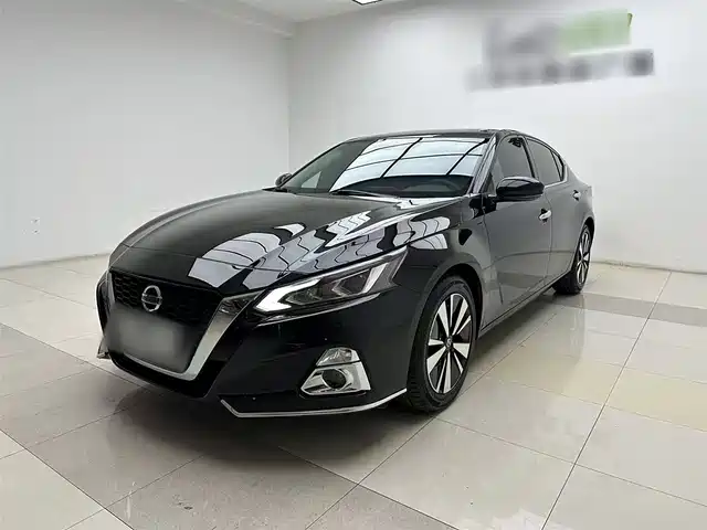 NISSAN TEANA 2022