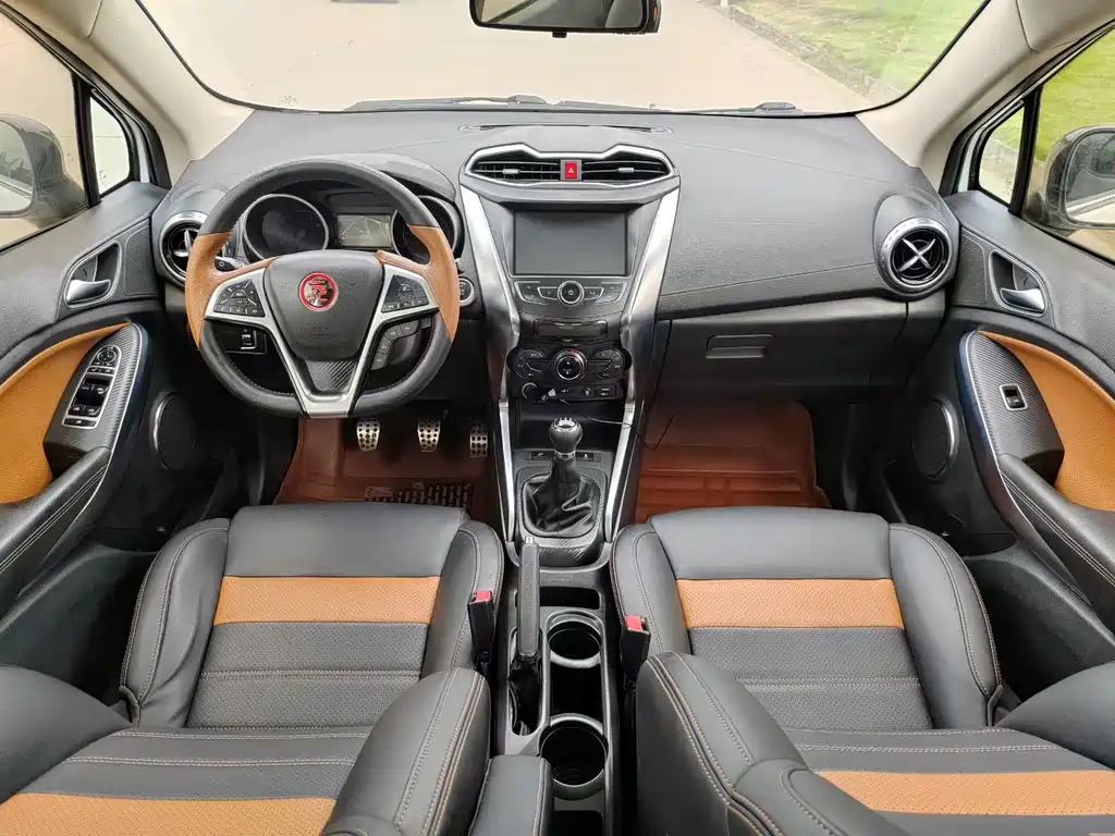 BYD Yuan — миниатюра 9