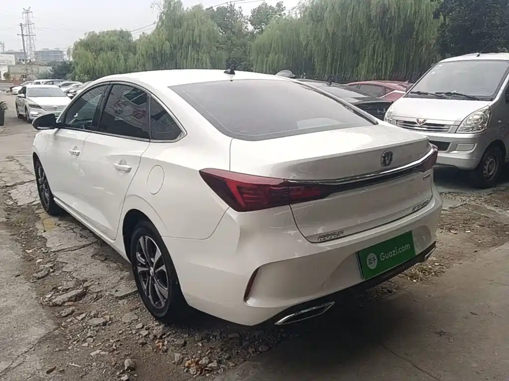 Changan Eado — миниатюра 5