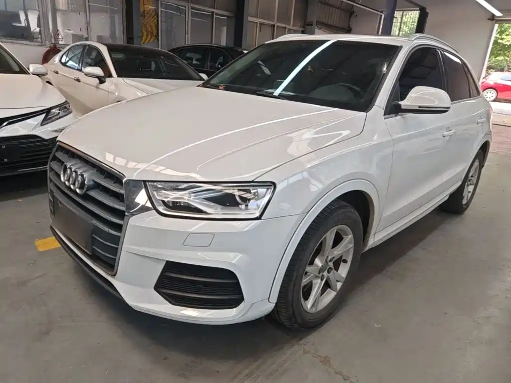 Audi Q3 2016 30 TFSI Fashion