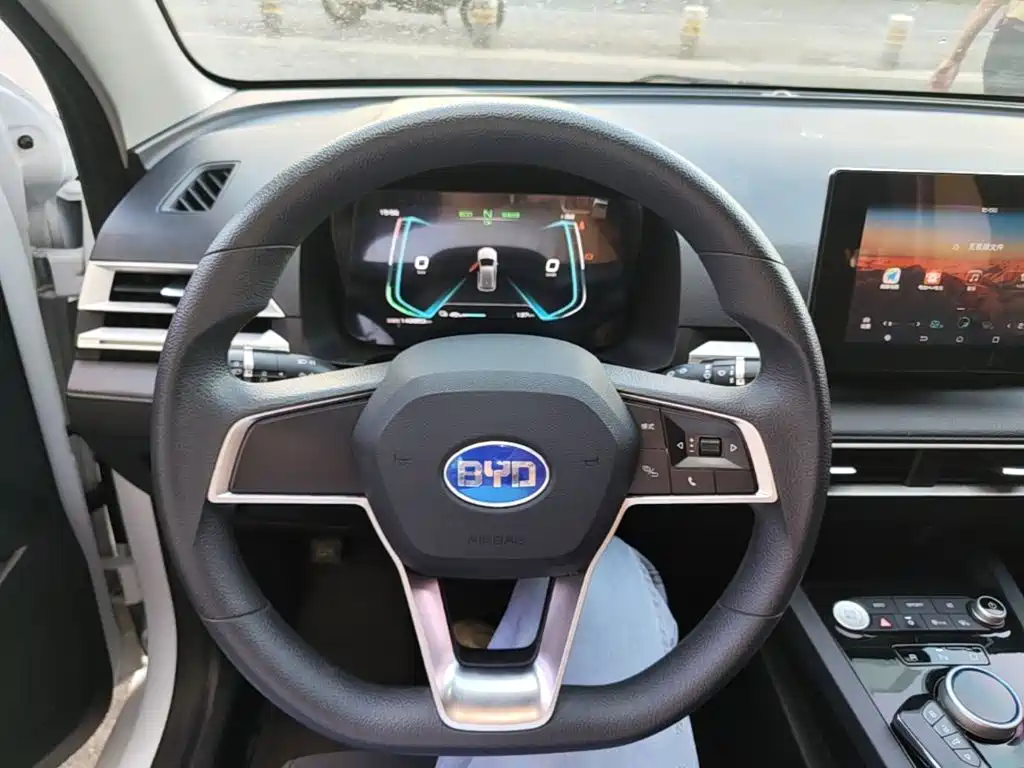 BYD e2 — миниатюра 11
