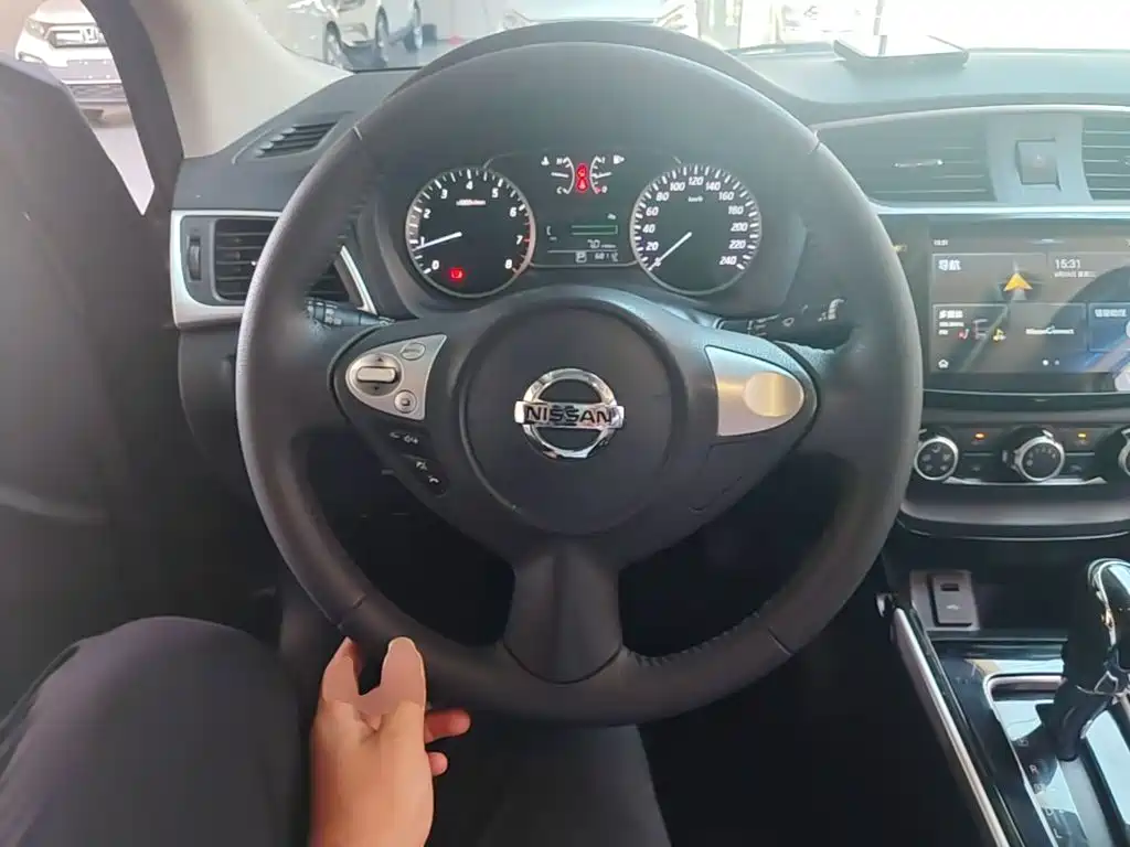 Nissan Sylphy — миниатюра 11