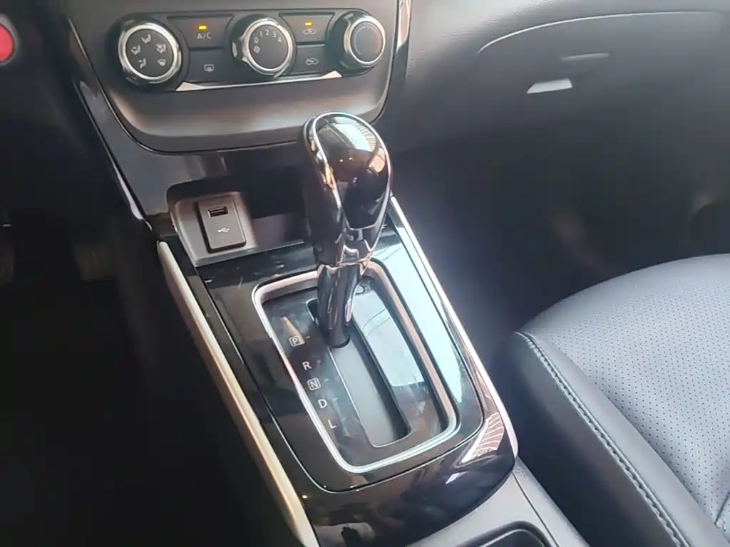 Nissan Sylphy — миниатюра 14