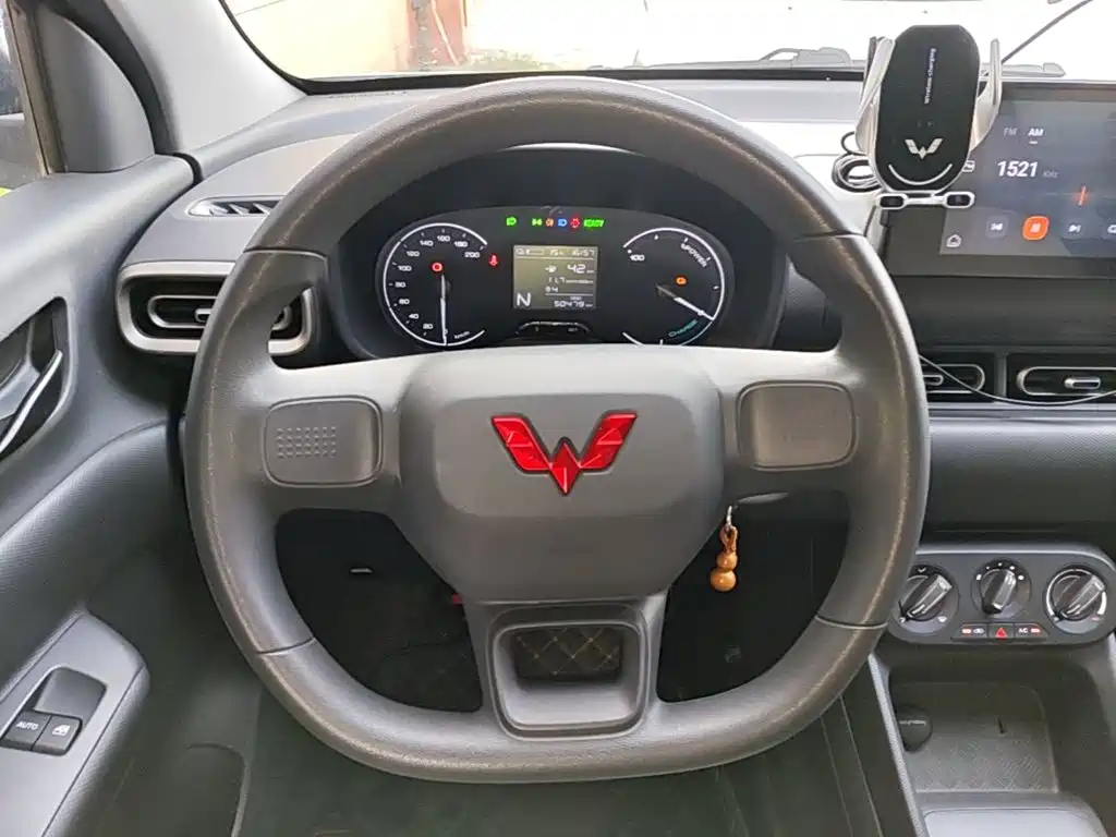 Wuling Hongguang EV — миниатюра 11