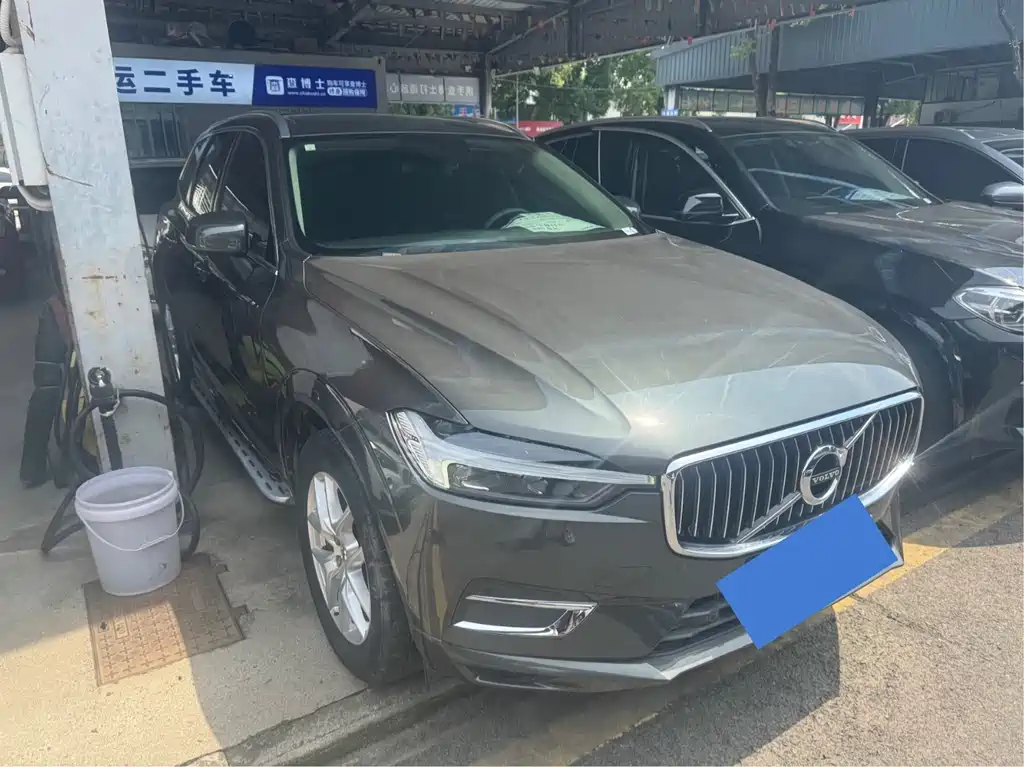 Volvo XC60 2021