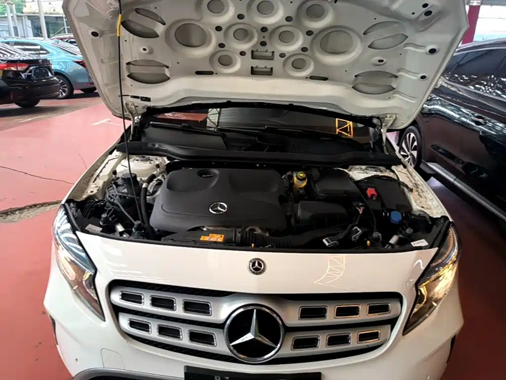Mercedes-Benz GLA — миниатюра 20