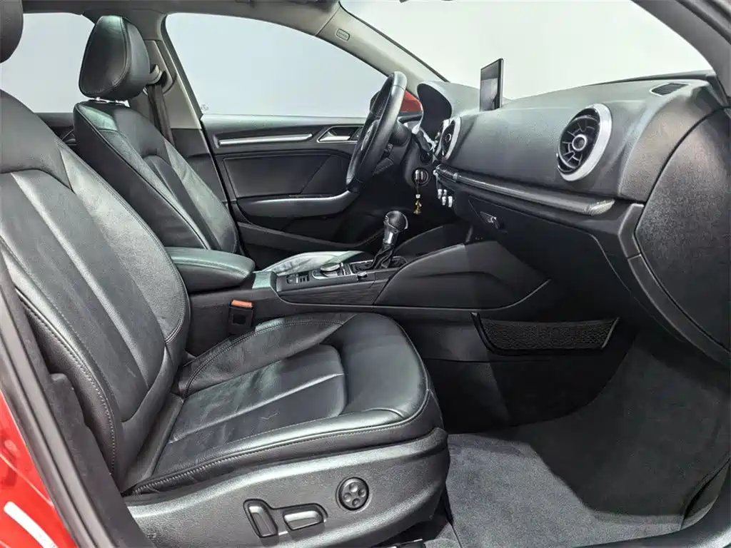 Audi A3 — миниатюра 11