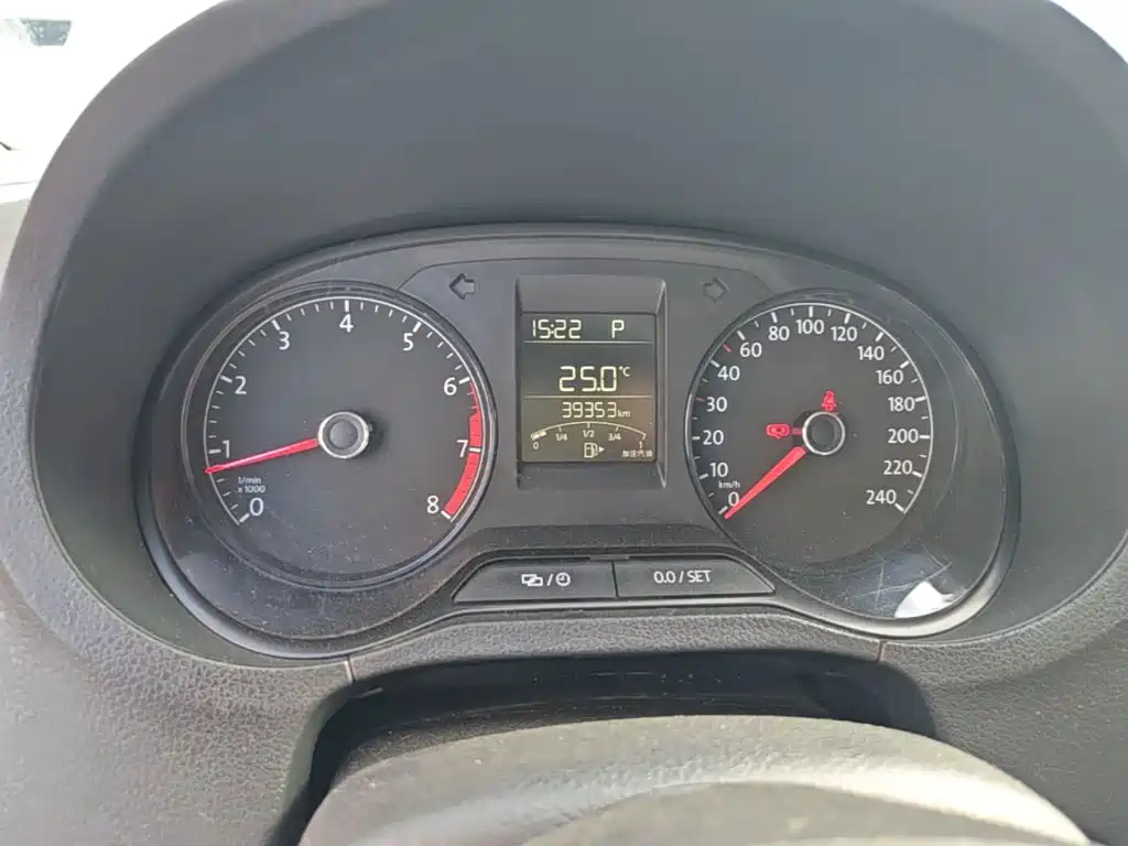Volkswagen Polo — миниатюра 12