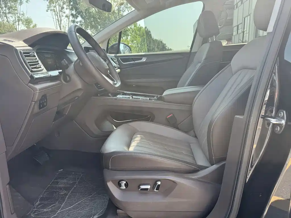 Volkswagen Viloran — миниатюра 5