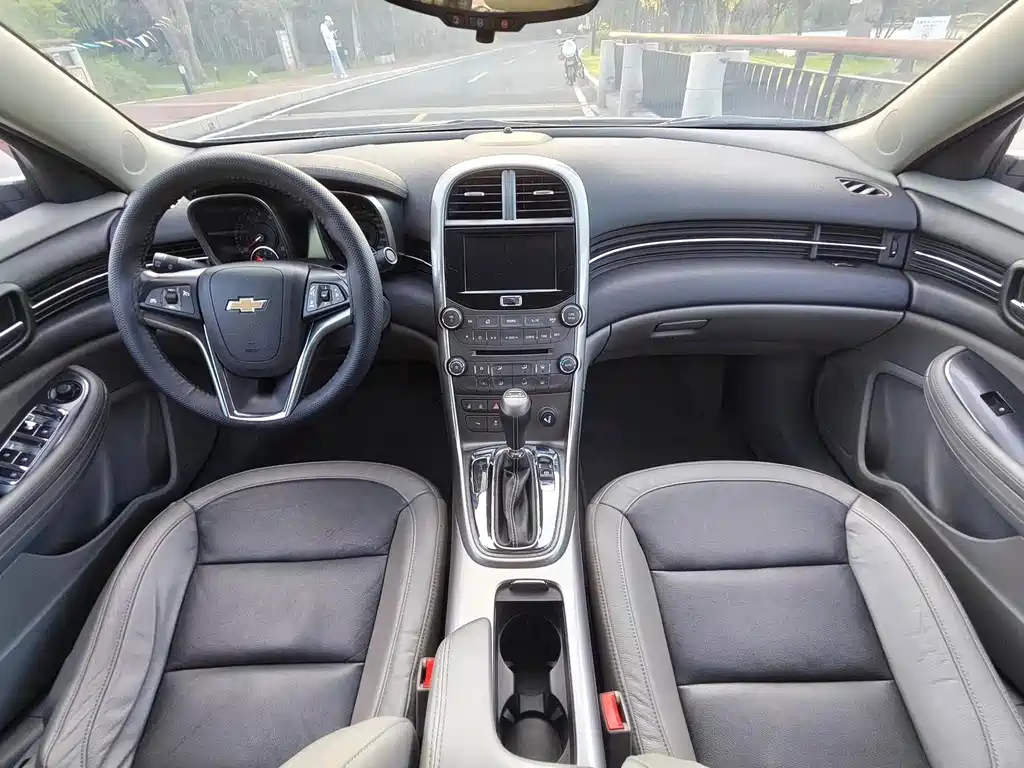 Chevrolet Malibu — миниатюра 13