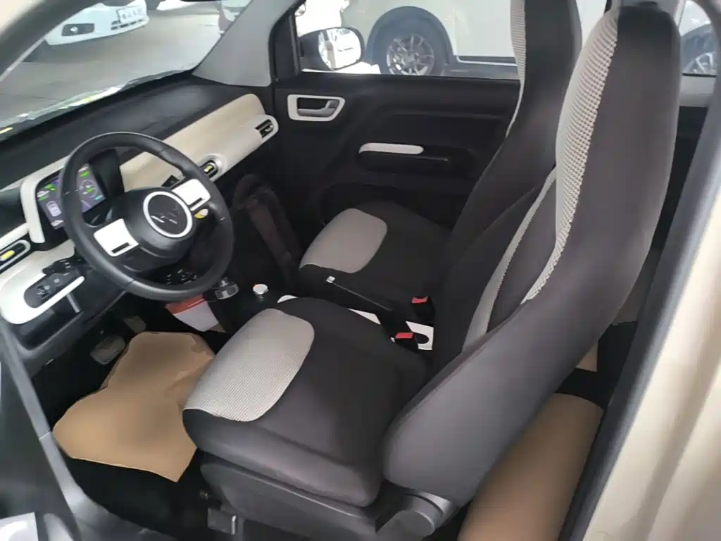 Wuling MINIEV — миниатюра 15