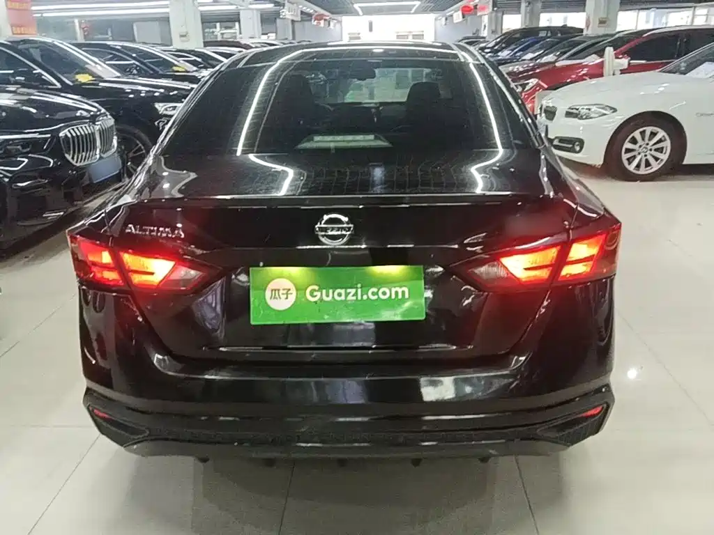 Nissan Teana — миниатюра 6