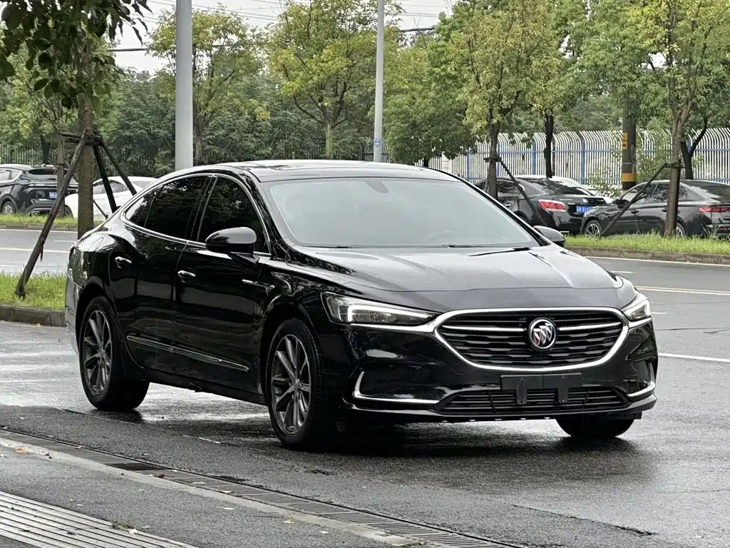 Buick LaCrosse — миниатюра 4