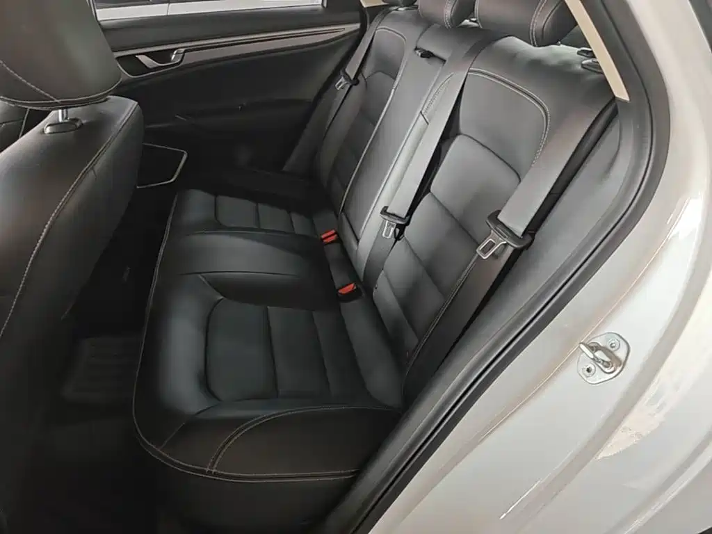 Geely Emgrand GL — миниатюра 17