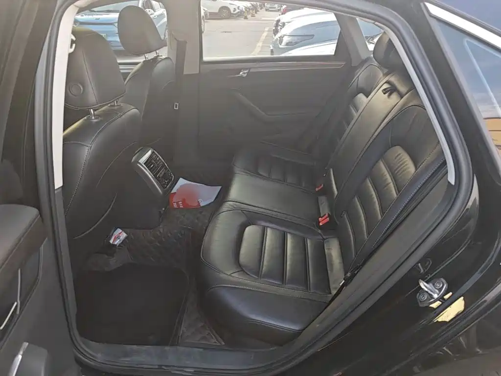 Volkswagen Passat — миниатюра 17